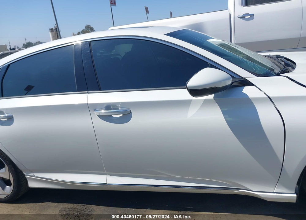 2018 HONDA ACCORD TOURING 2.0T VIN: 1HGCV2F9XJA051034