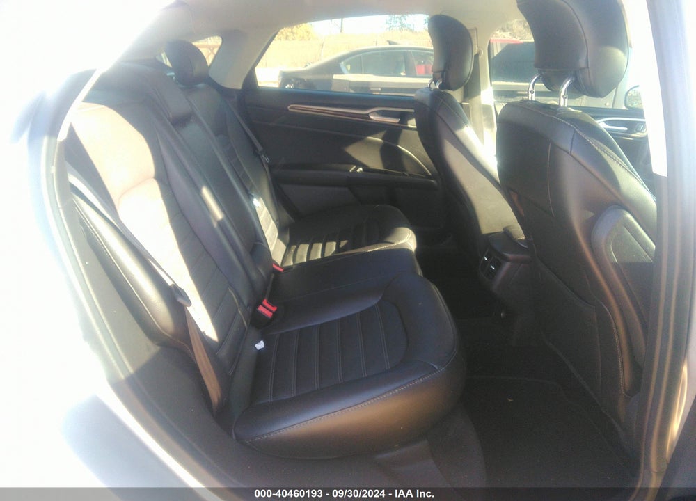 2015 FORD FUSION SE VIN: 3FA6P0HD6FR112118