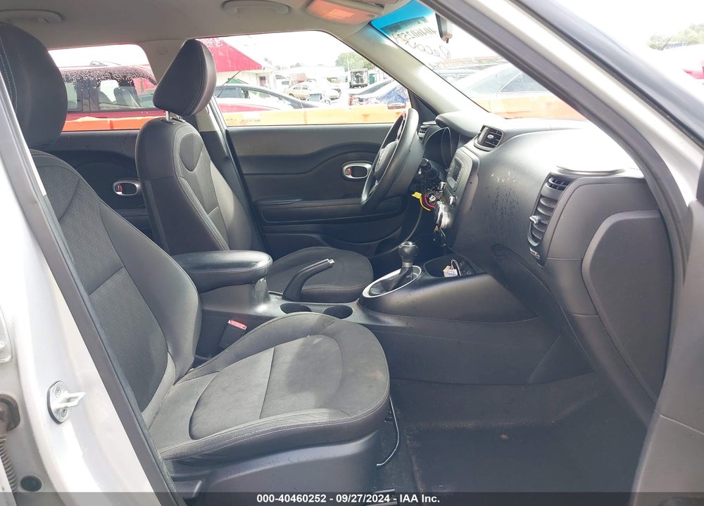 2015 KIA SOUL VIN: KNDJN2A29F7785930