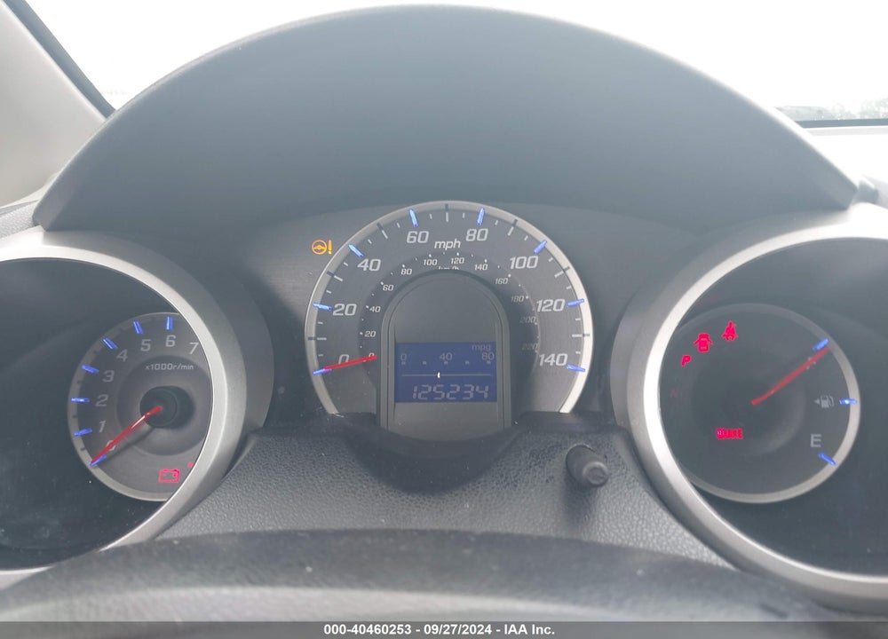 2012 HONDA FIT VIN: JHMGE8H30CC037919