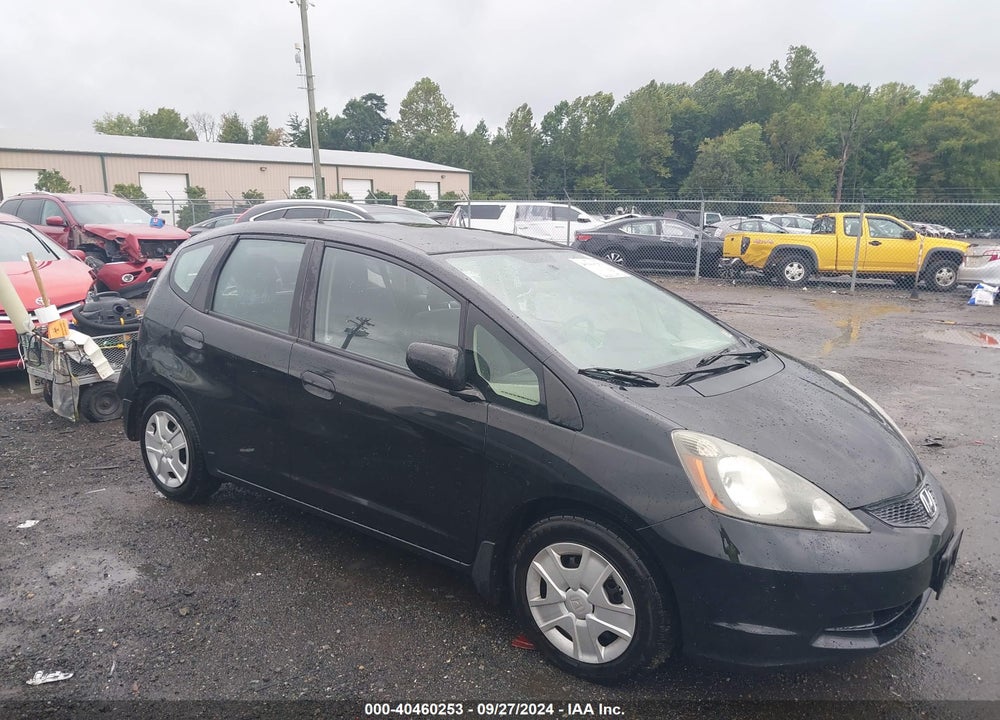 2012 HONDA FIT VIN: JHMGE8H30CC037919