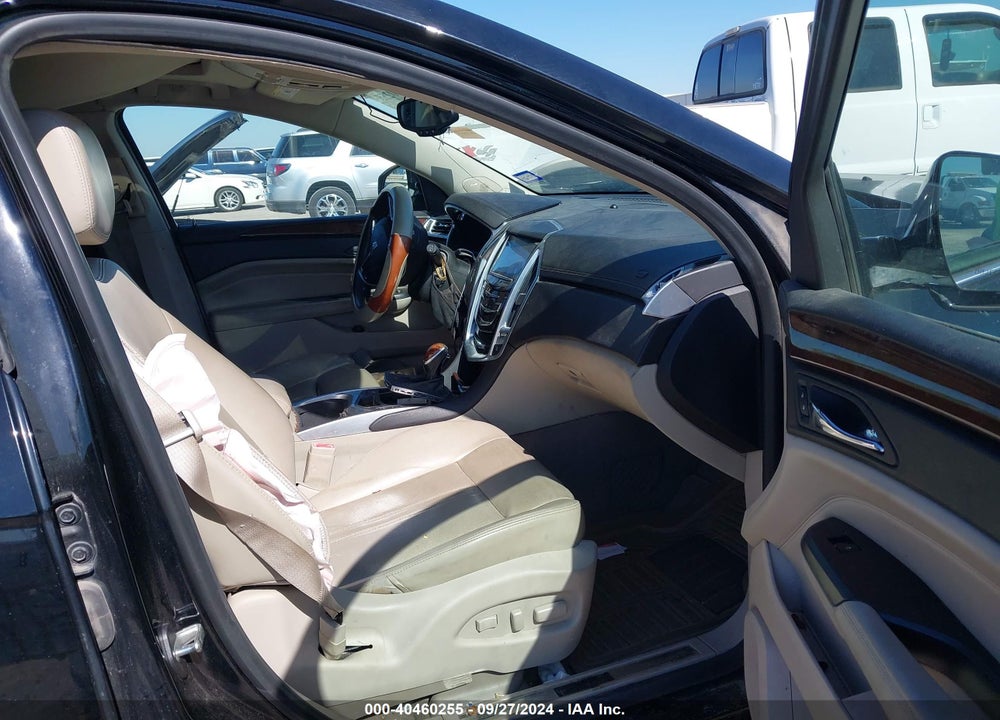2013 CADILLAC SRX PERFORMANCE COLLECTION VIN: 3GYFNDE35DS654376