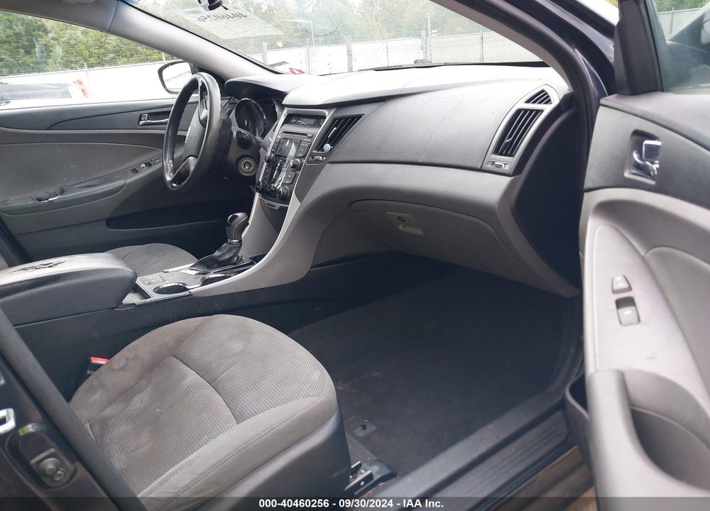 2013 HYUNDAI SONATA GLS VIN: 5NPEB4AC2DH621281