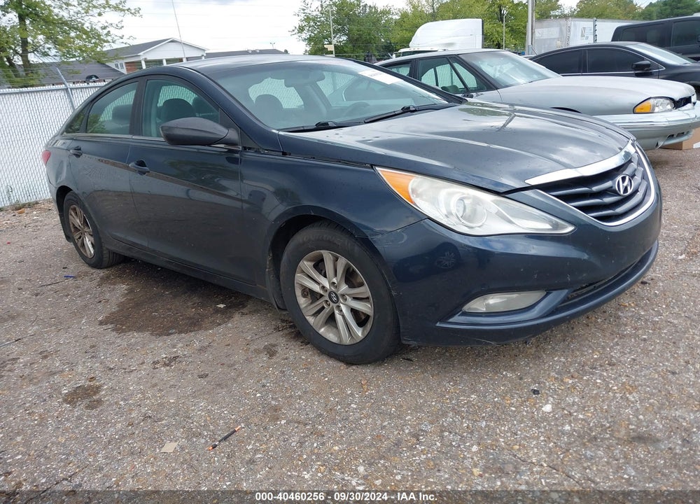 2013 HYUNDAI SONATA GLS VIN: 5NPEB4AC2DH621281