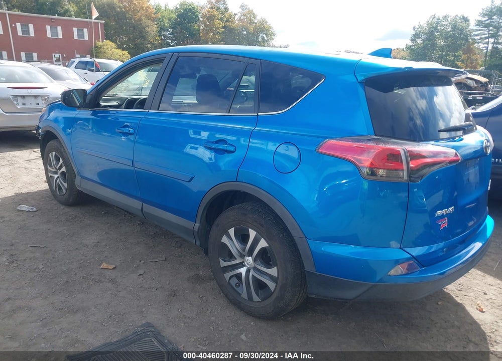 2018 TOYOTA RAV4 LE VIN: 2T3BFREV2JW828175