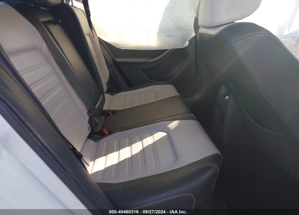 2016 VOLKSWAGEN JETTA 1.8T SPORT VIN: 3VWD17AJ3GM328502