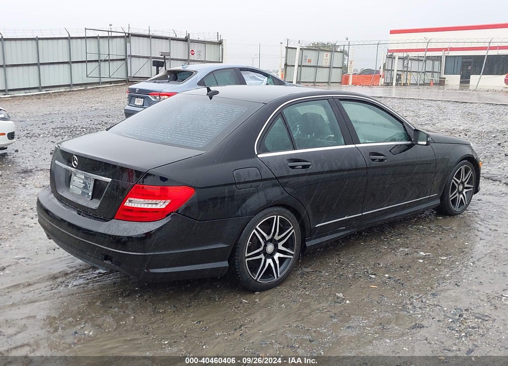 2013 MERCEDES-BENZ C 250 LUXURY/SPORT VIN: WDDGF4HB0DR288717