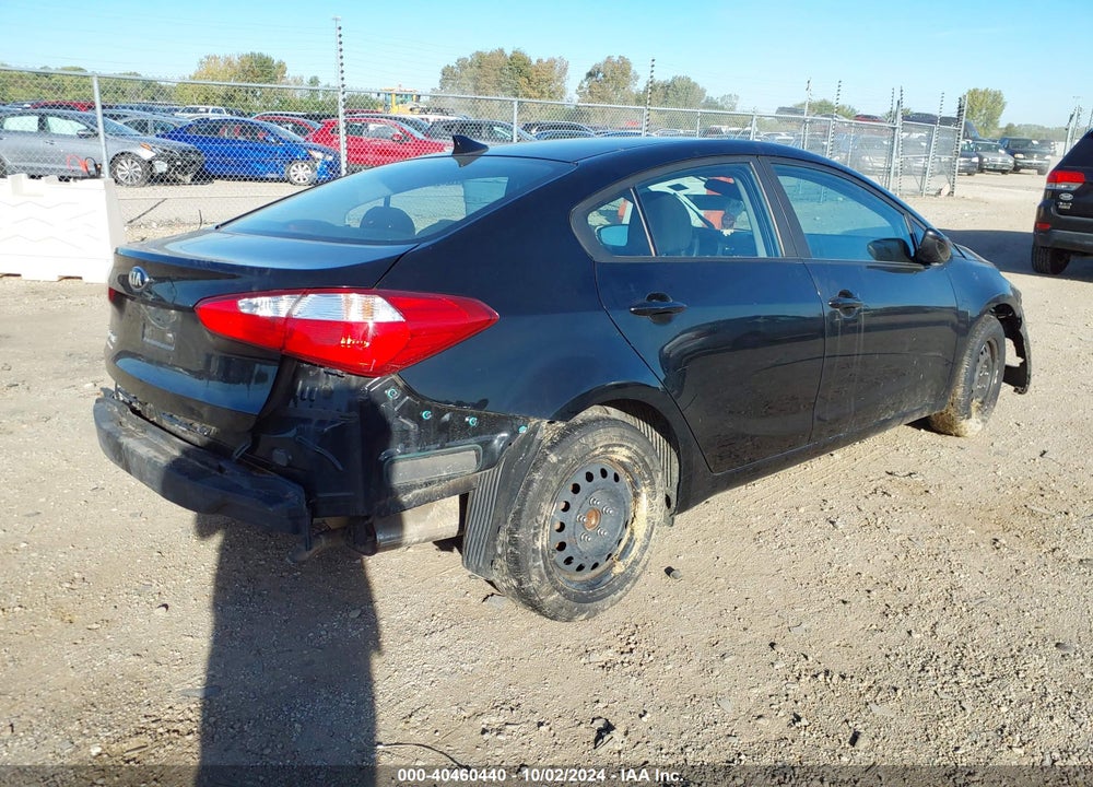 2016 KIA FORTE VIN: KNAFK4A69G5615882