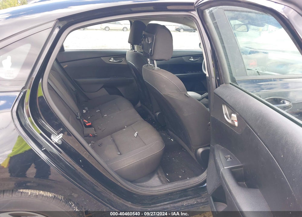 2019 KIA FORTE LXS VIN: 3KPF24AD3KE132340