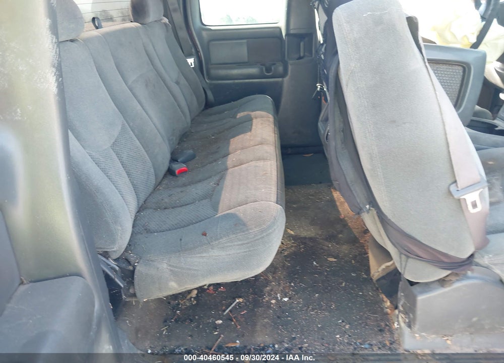 2004 CHEVROLET SILVERADO 1500 LS VIN: 2GCEC19T141346195