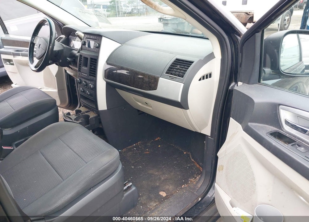 2010 DODGE GRAND CARAVAN SXT VIN: 2D4RN5D16AR247221