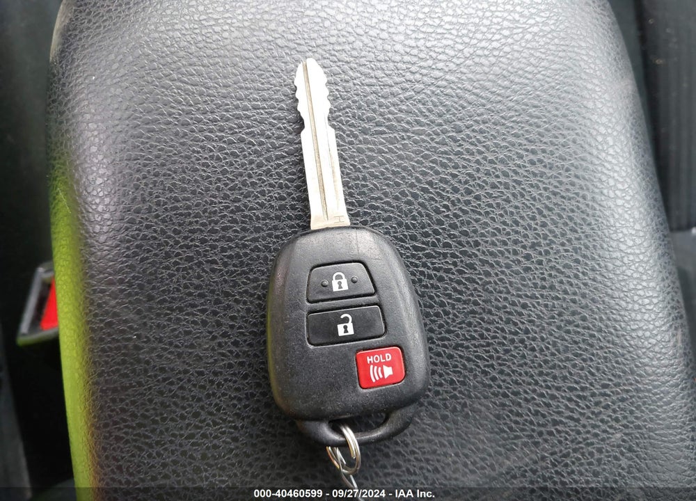 2015 TOYOTA RAV4 LE VIN: 2T3BFREV0FW401231