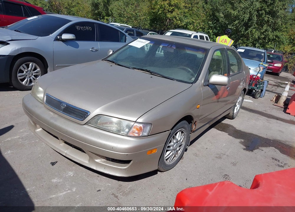 2000 INFINITI G20 LUXURY/TOURING VIN: JNKCP11A8YT302909