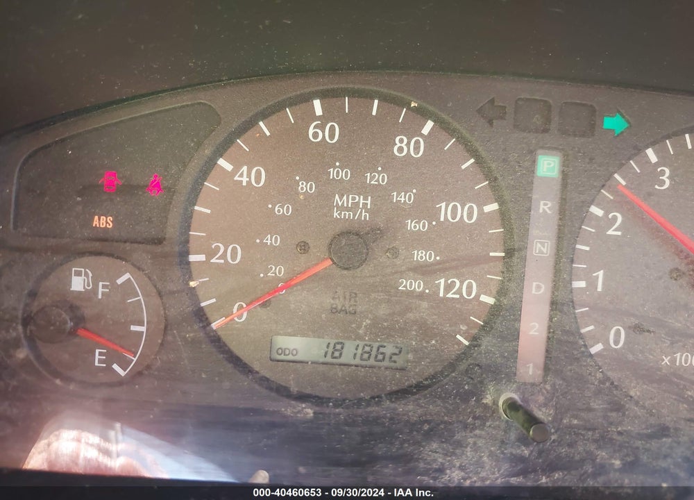 2000 INFINITI G20 LUXURY/TOURING VIN: JNKCP11A8YT302909