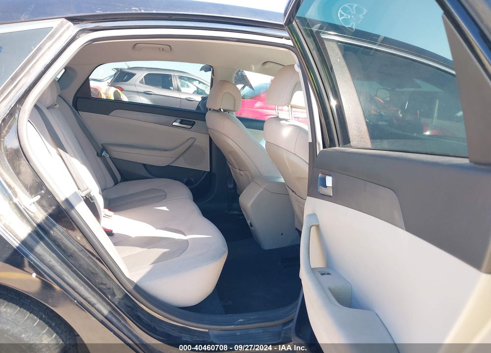 2017 HYUNDAI SONATA VIN: 5NPE24AF0HH570508