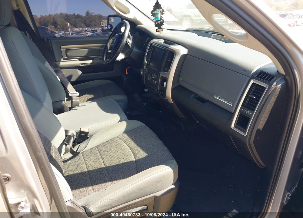 2019 RAM 1500 CLASSIC BIG HORN 4X4 6'4 BOX VIN: 1C6RR7TT2KS698850