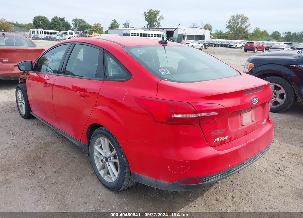 2015 FORD FOCUS SE VIN: 1FADP3F27FL329508
