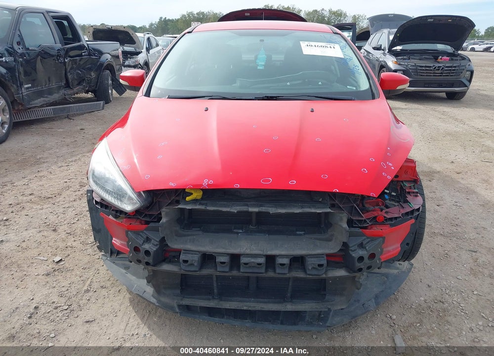 2015 FORD FOCUS SE VIN: 1FADP3F27FL329508
