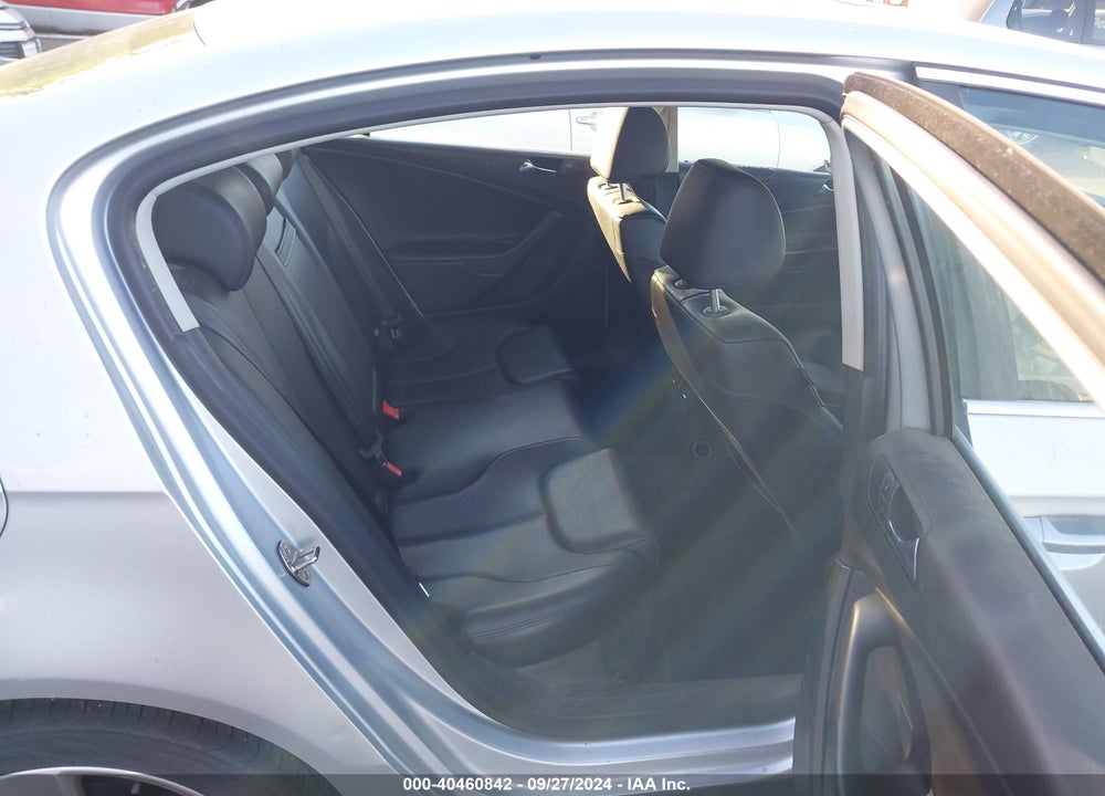 2007 VOLKSWAGEN PASSAT 2.0T WOLFSBURG EDITION VIN: WVWAK73C67P148877