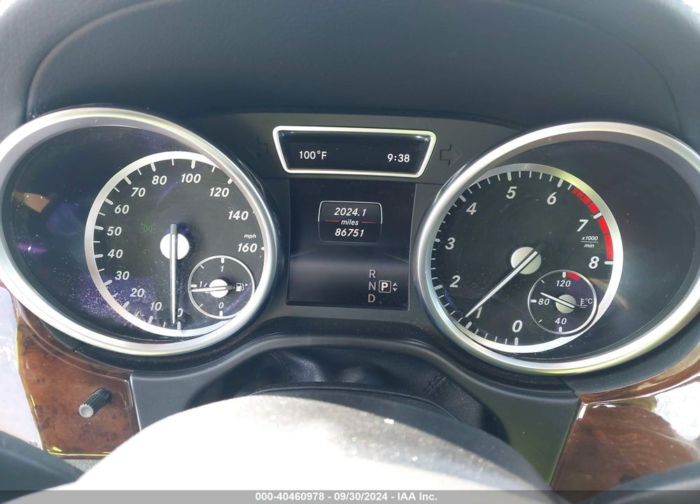 2015 MERCEDES-BENZ GL 550 4MATIC VIN: 4JGDF7DE6FA548016