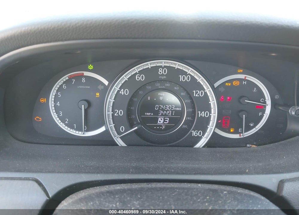 2015 HONDA ACCORD VIN: 1HGCR3F8XFA002571