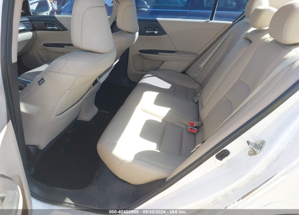 2015 HONDA ACCORD VIN: 1HGCR3F8XFA002571