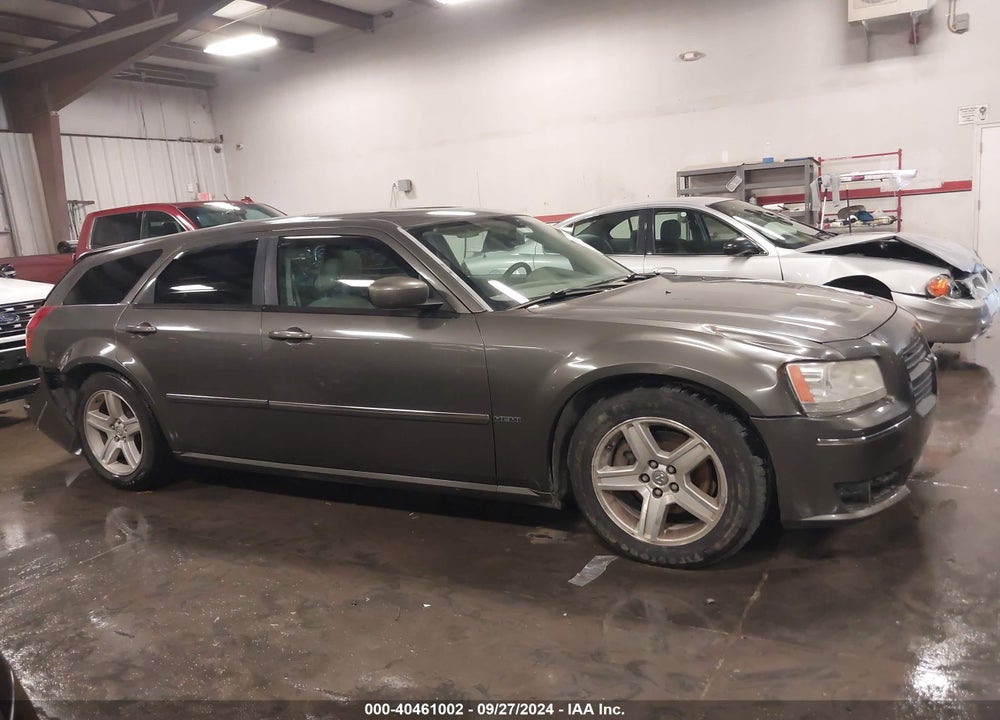 2008 DODGE MAGNUM R/T VIN: 2D4GV57288H183274
