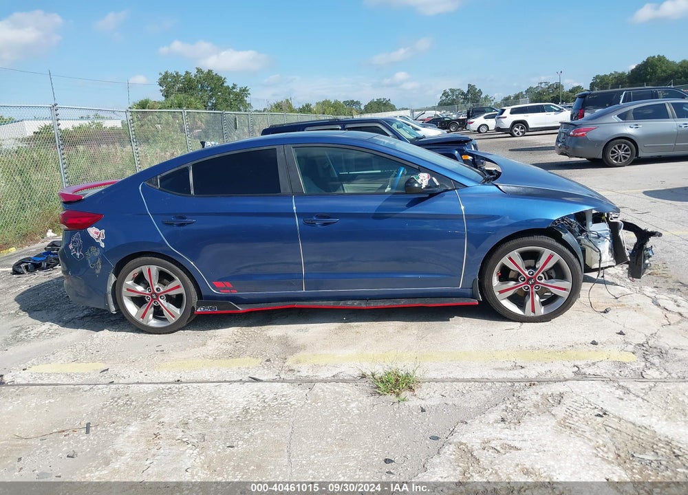 2018 HYUNDAI ELANTRA VIN: KMHD84LF7JU595565