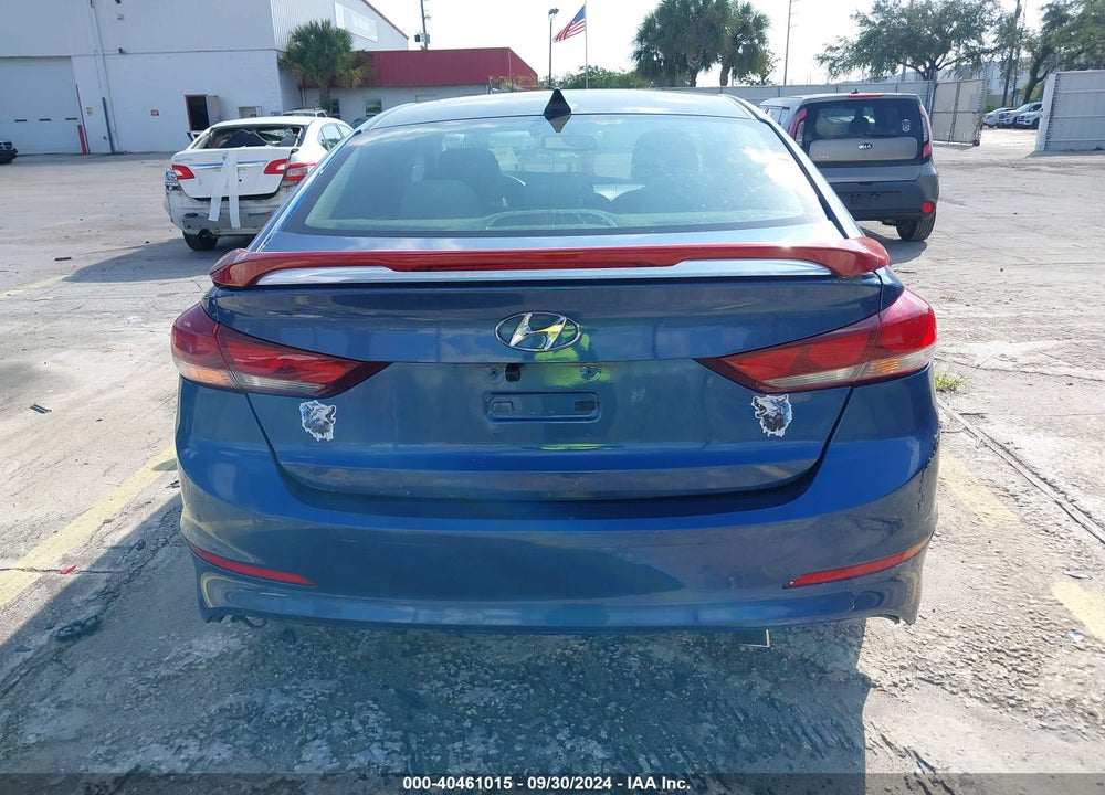 2018 HYUNDAI ELANTRA VIN: KMHD84LF7JU595565
