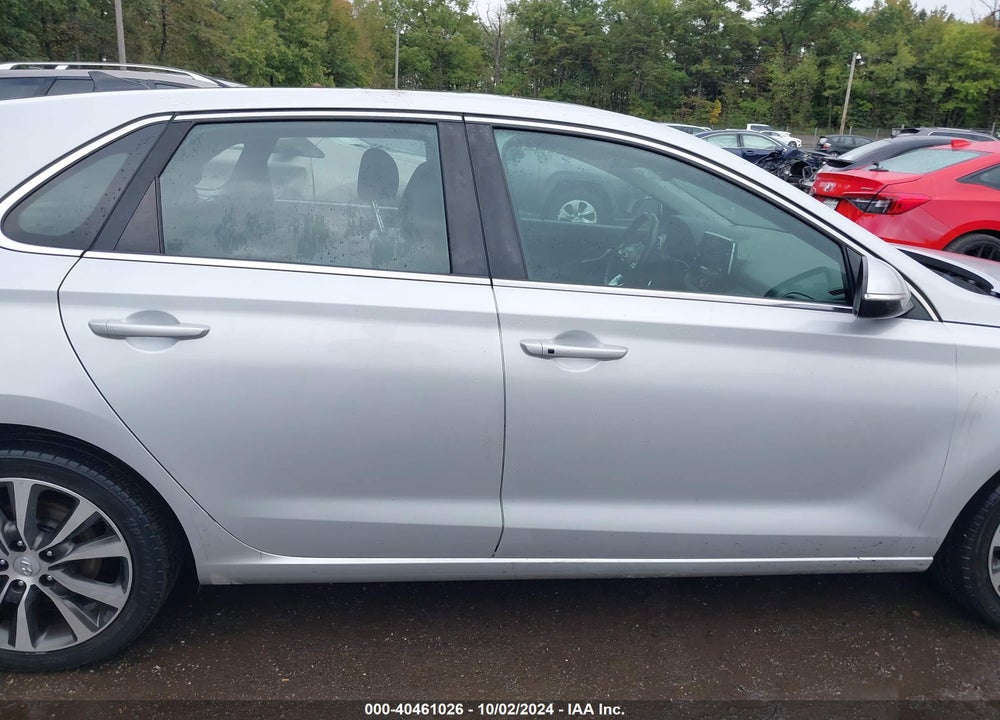 2018 HYUNDAI ELANTRA GT VIN: KMHH35LE2JU040052