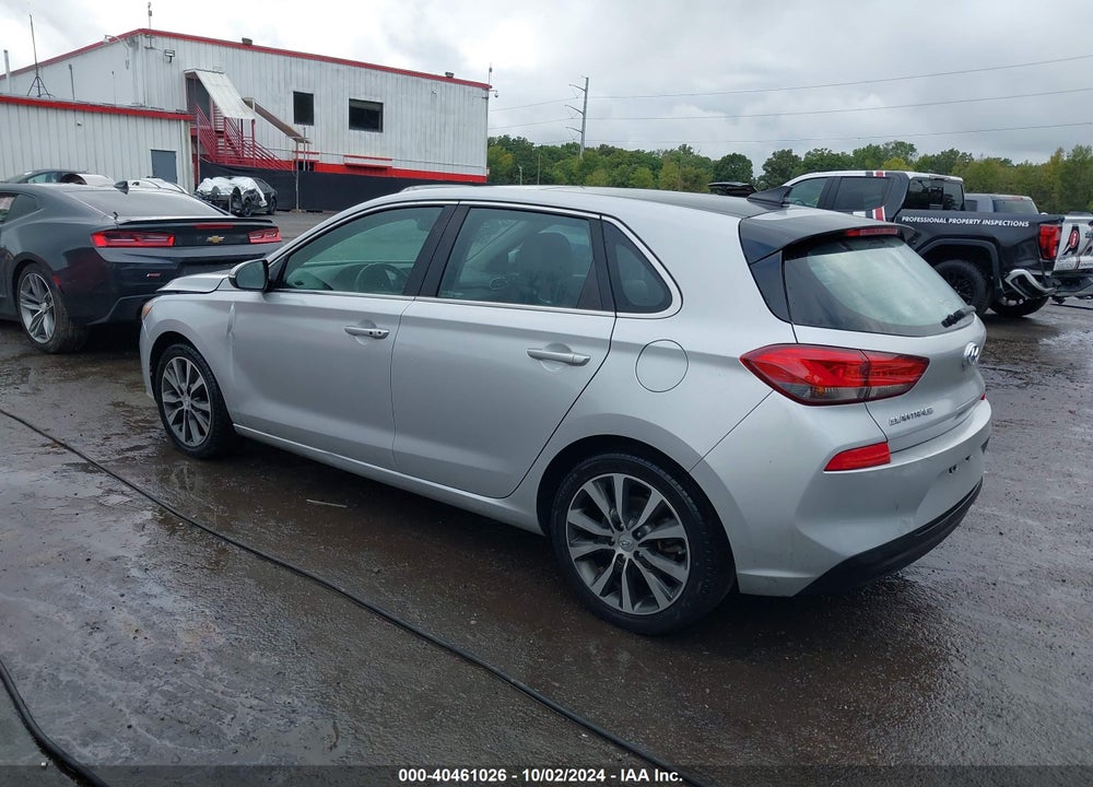2018 HYUNDAI ELANTRA GT VIN: KMHH35LE2JU040052