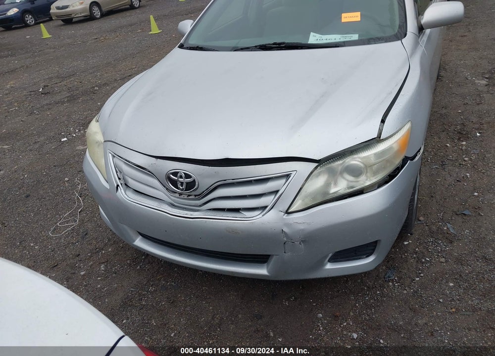2011 TOYOTA CAMRY LE VIN: 4T1BF3EK8BU698089
