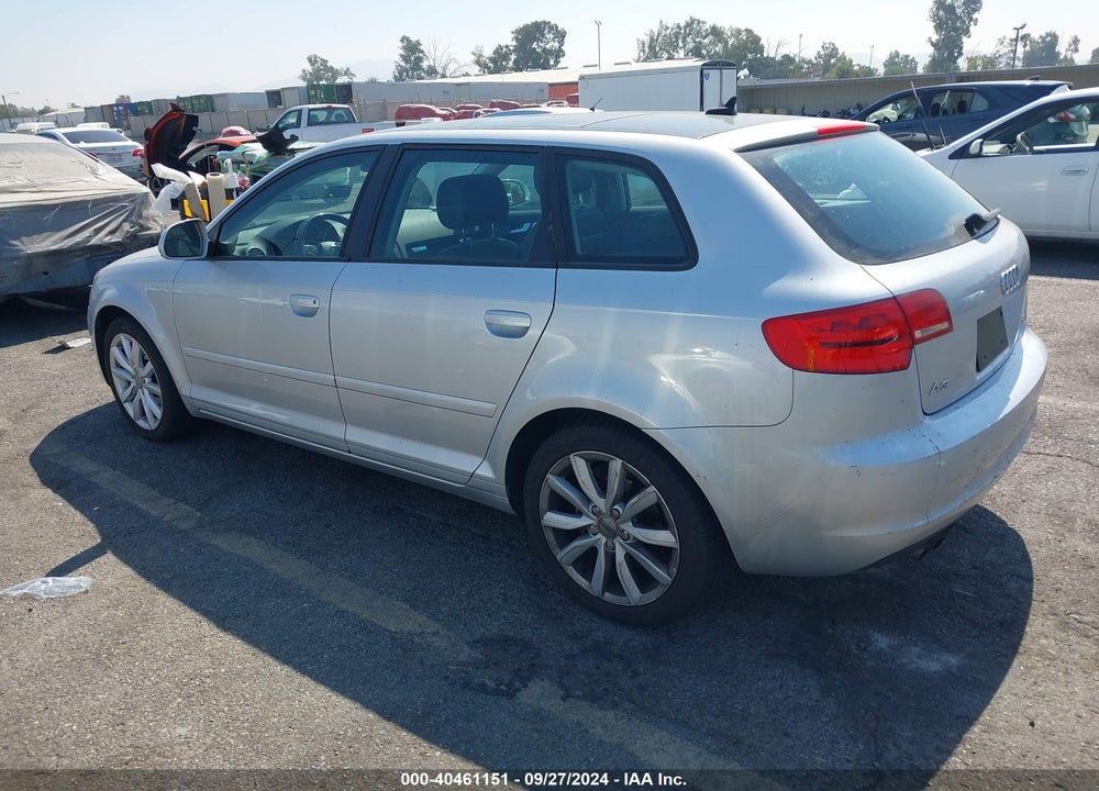 2009 AUDI A3 2.0T VIN: WAUHE78P19A140030