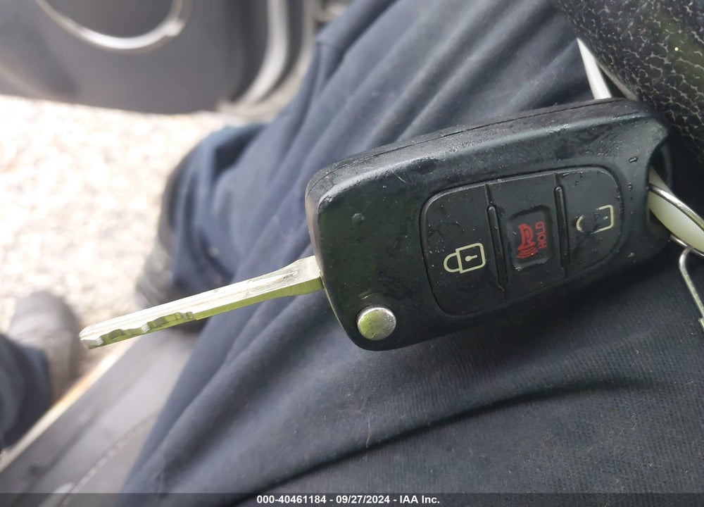 2012 KIA SOUL VIN: KNDJT2A67C7368522