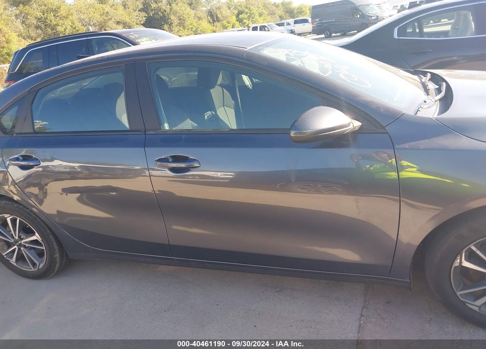 2022 KIA FORTE LXS VIN: 3KPF24AD2NE430284
