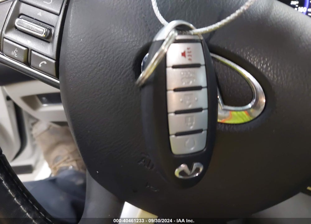 2016 INFINITI Q50 3.0T PREMIUM VIN: JN1EV7AP9GM302260