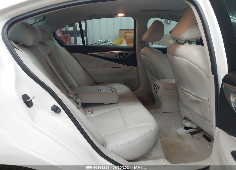 2016 INFINITI Q50 3.0T PREMIUM VIN: JN1EV7AP9GM302260