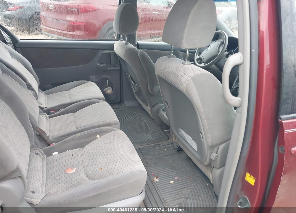 2010 TOYOTA SIENNA LE VIN: 5TDKK4CC8AS322156