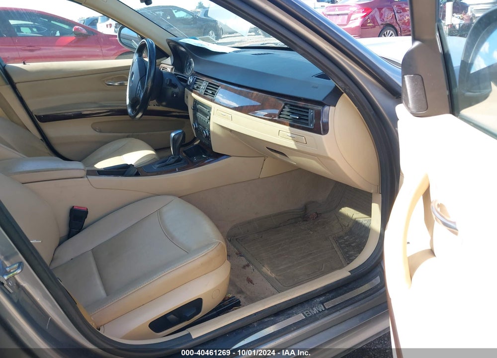 2011 BMW 328I XDRIVE VIN: WBAPK5C51BA661897