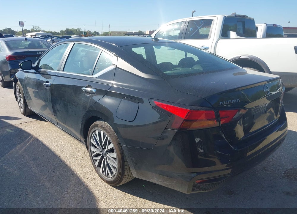 2024 NISSAN ALTIMA SV FWD VIN: 1N4BL4DV1RN335349