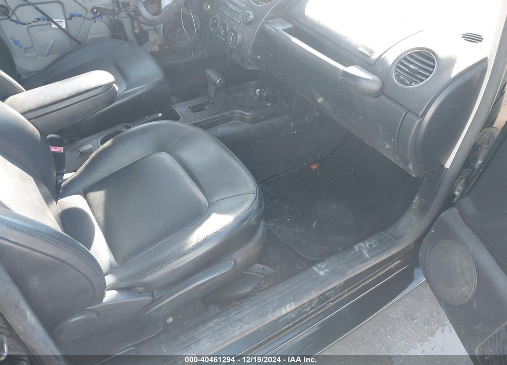 2007 VOLKSWAGEN NEW BEETLE 2.5 VIN: 3VWEW31C87M509403