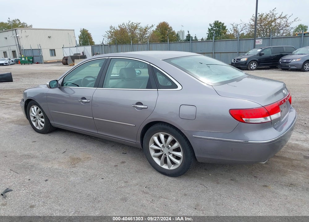 2007 HYUNDAI AZERA LIMITED/SE VIN: KMHFC46F17A186670