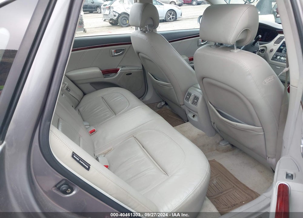 2007 HYUNDAI AZERA LIMITED/SE VIN: KMHFC46F17A186670