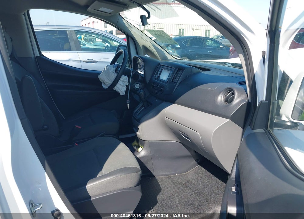 2018 NISSAN NV200 SV VIN: 3N6CM0KN1JK702801