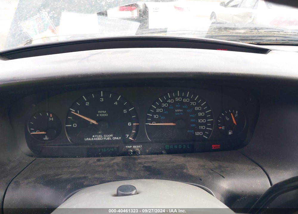 1998 DODGE GRAND CARAVAN SE VIN: 2B4GP44G3WR694817