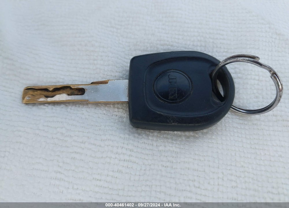 2013 VOLKSWAGEN JETTA 2.0L S VIN: 3VW2K7AJ5DM449354