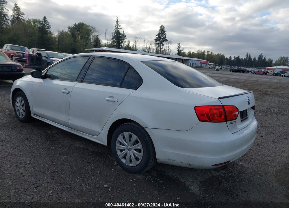 2013 VOLKSWAGEN JETTA 2.0L S VIN: 3VW2K7AJ5DM449354