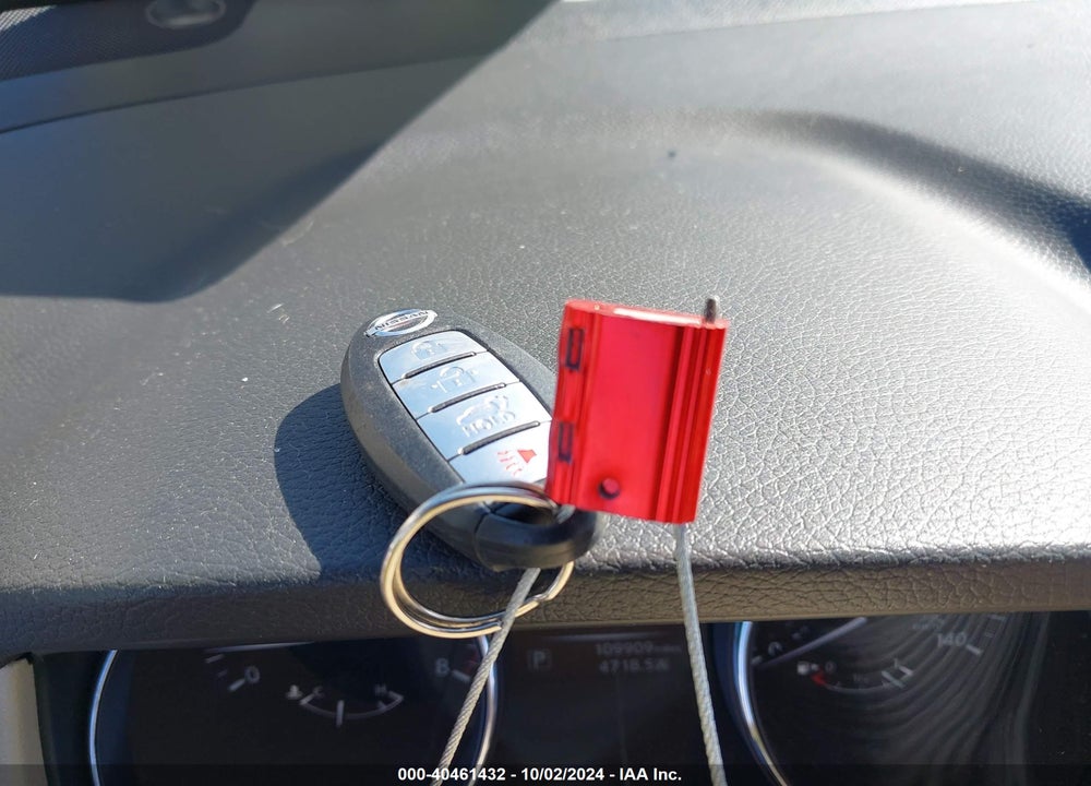 2015 NISSAN ROGUE SL VIN: 5N1AT2MT1FC846765