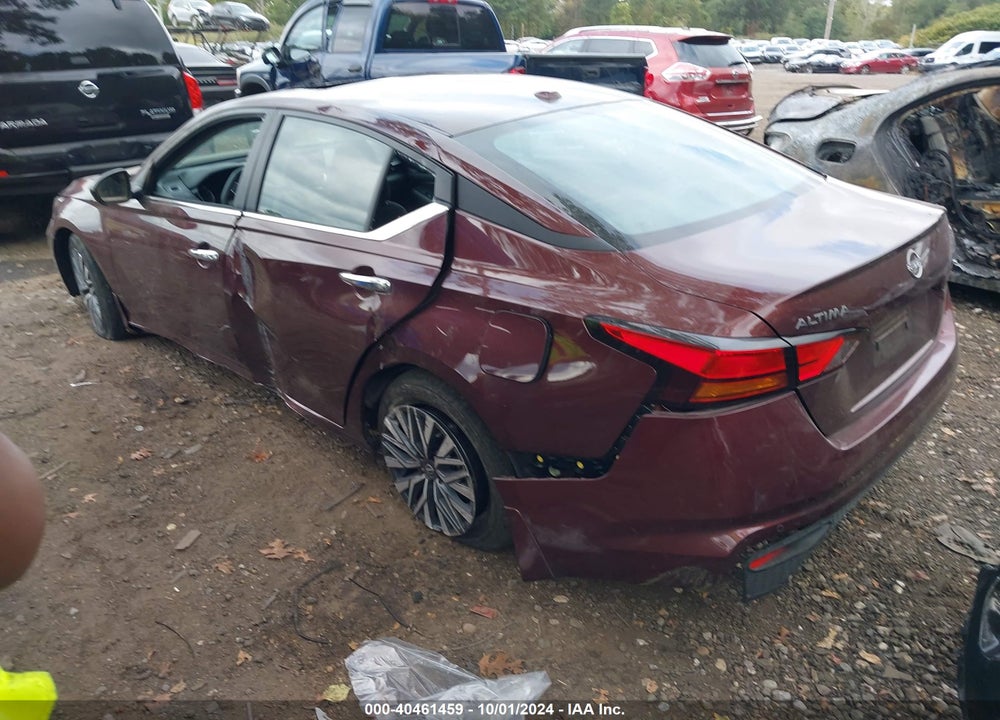 2024 NISSAN ALTIMA SV FWD VIN: 1N4BL4DV1RN394028