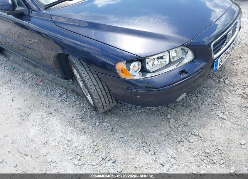 2007 VOLVO S60 2.5T VIN: YV1RS592X72605557